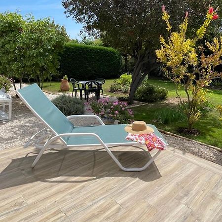 Appartement Rez De Villa Proche Port Et Plages De Sanary Exterior foto