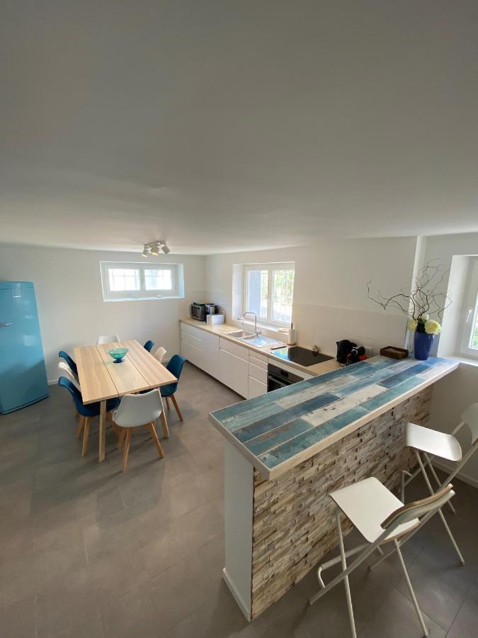 Appartement Rez De Villa Proche Port Et Plages De Sanary Exterior foto