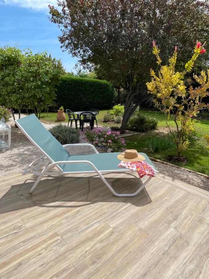 Appartement Rez De Villa Proche Port Et Plages De Sanary Exterior foto